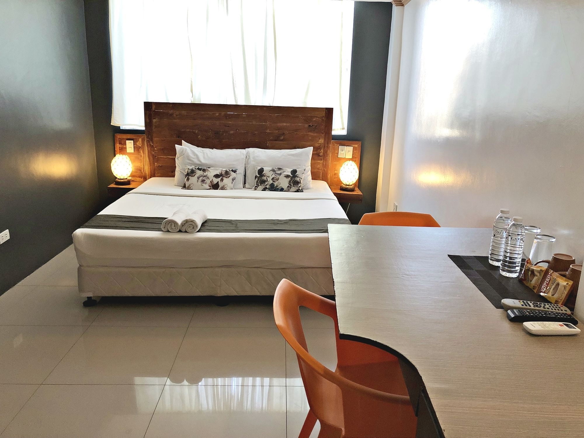Daj Suites Boutique Hotel 따가이따이 외부 사진